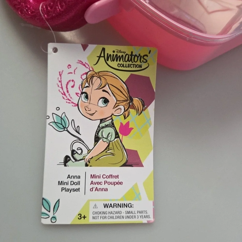 Disney Store Animators Anna Frozen Mini Doll Playset NEW in carry case‎